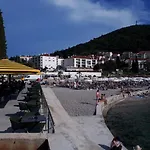 Best4You Apartment - Sea View - 70 M2 - 2 Bedrooms