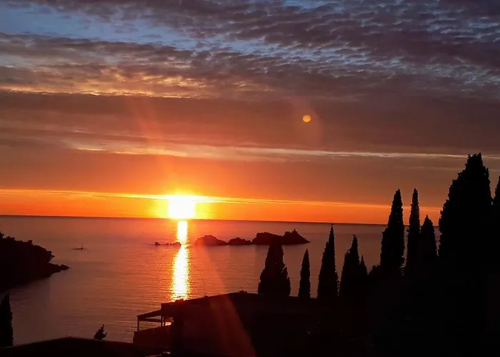 Best4You Apartment - Sea View - 70 M2 - 2 Bedrooms